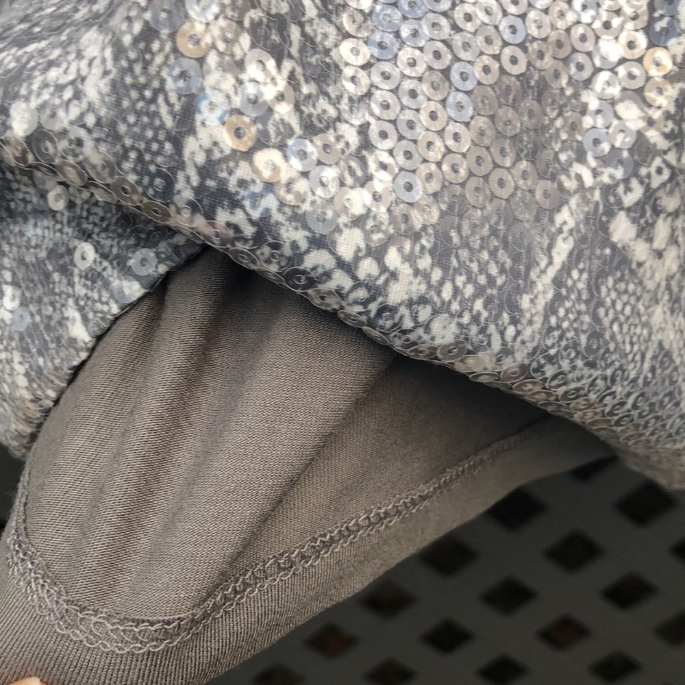 NWT Chico’s Mock Neck Sequin Python Print Top Siz… - image 11